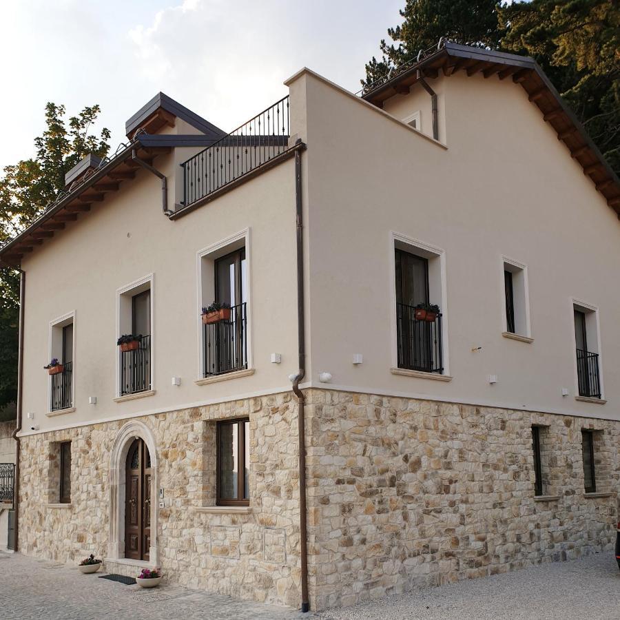 Hotel DESTASU' Bed&Wellness Burg Castel del Monte Exterior foto