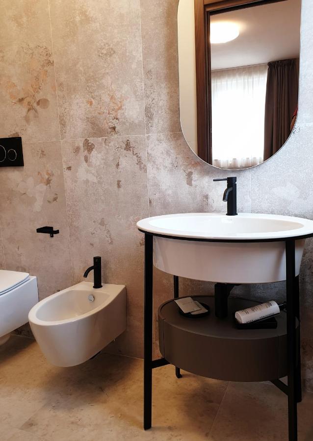 Hotel DESTASU' Bed&Wellness Burg Castel del Monte Exterior foto