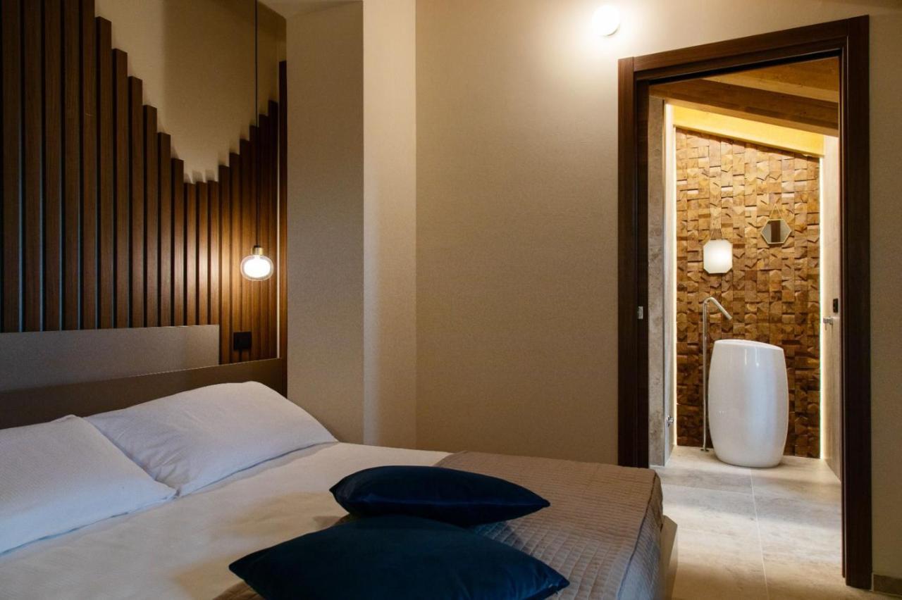 Hotel DESTASU' Bed&Wellness Burg Castel del Monte Exterior foto