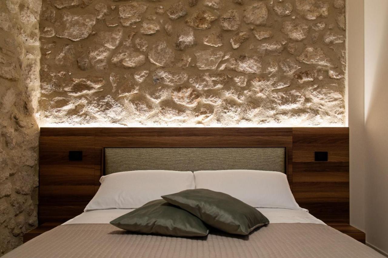 Hotel DESTASU' Bed&Wellness Burg Castel del Monte Exterior foto